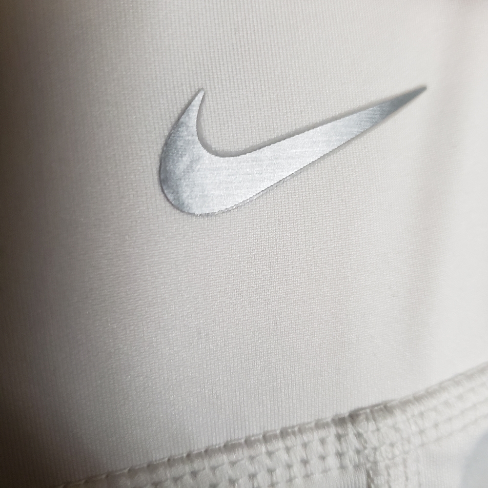 SOLD Nike Pro Intertwist Women's Leggings Tights - Picture 5 of 13